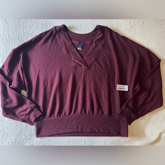 Old Navy Tops - NWT Old Navy V Neck Long Sleeve Comfy Top, Cropped Fit, Maroon. Women’s M